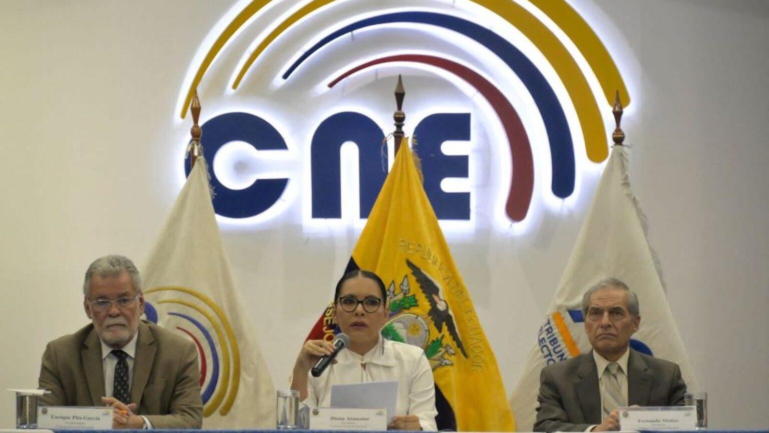cnne-1397381-ecuador-politics-impeachment-corruption-cne